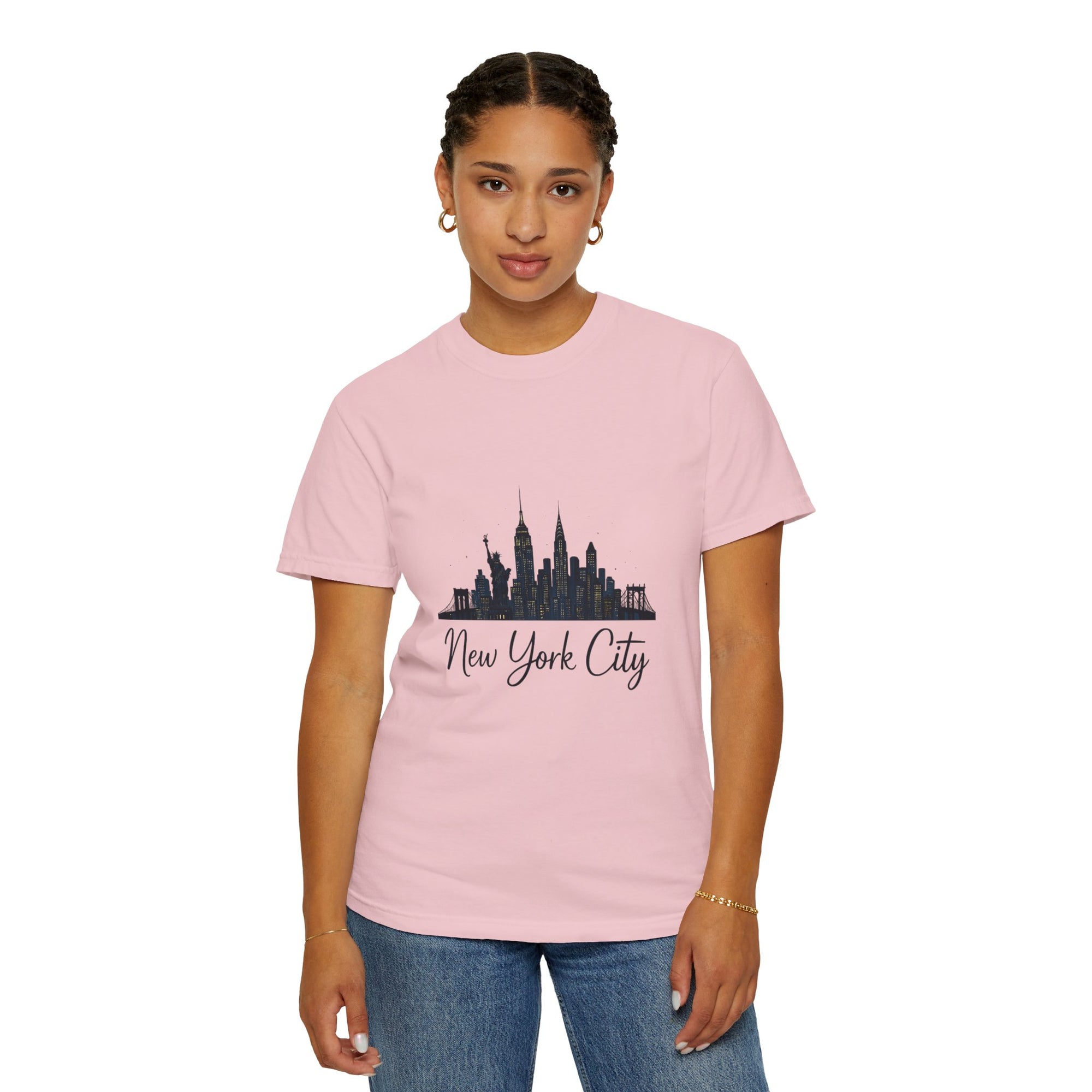 New York City Skyline Unisex T-Shirt, Casual City Tee, NYC Souvenir Shirt, Travel Gift, Urban Fashion Top