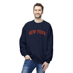 New York Love Unisex Crewneck Sweatshirt, Casual Fleece Sweatshirt, Cozy Streetwear, Gift for NYC Lovers, Fall Fashion, Comfortable Sweater