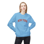 New York Love Unisex Crewneck Sweatshirt, Casual Fleece Sweatshirt, Cozy Streetwear, Gift for NYC Lovers, Fall Fashion, Comfortable Sweater