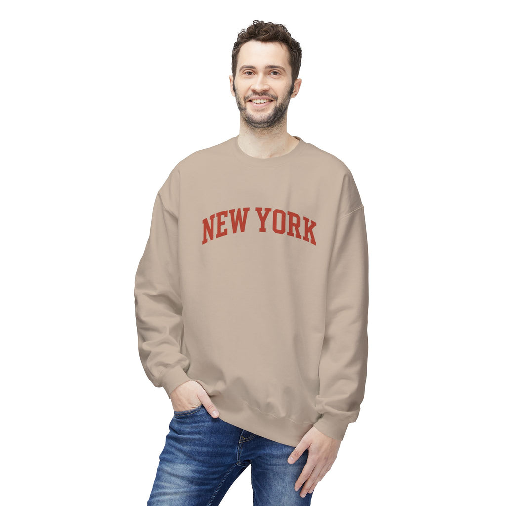 New York Love Unisex Crewneck Sweatshirt, Casual Fleece Sweatshirt, Cozy Streetwear, Gift for NYC Lovers, Fall Fashion, Comfortable Sweater
