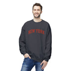 New York Love Unisex Crewneck Sweatshirt, Casual Fleece Sweatshirt, Cozy Streetwear, Gift for NYC Lovers, Fall Fashion, Comfortable Sweater
