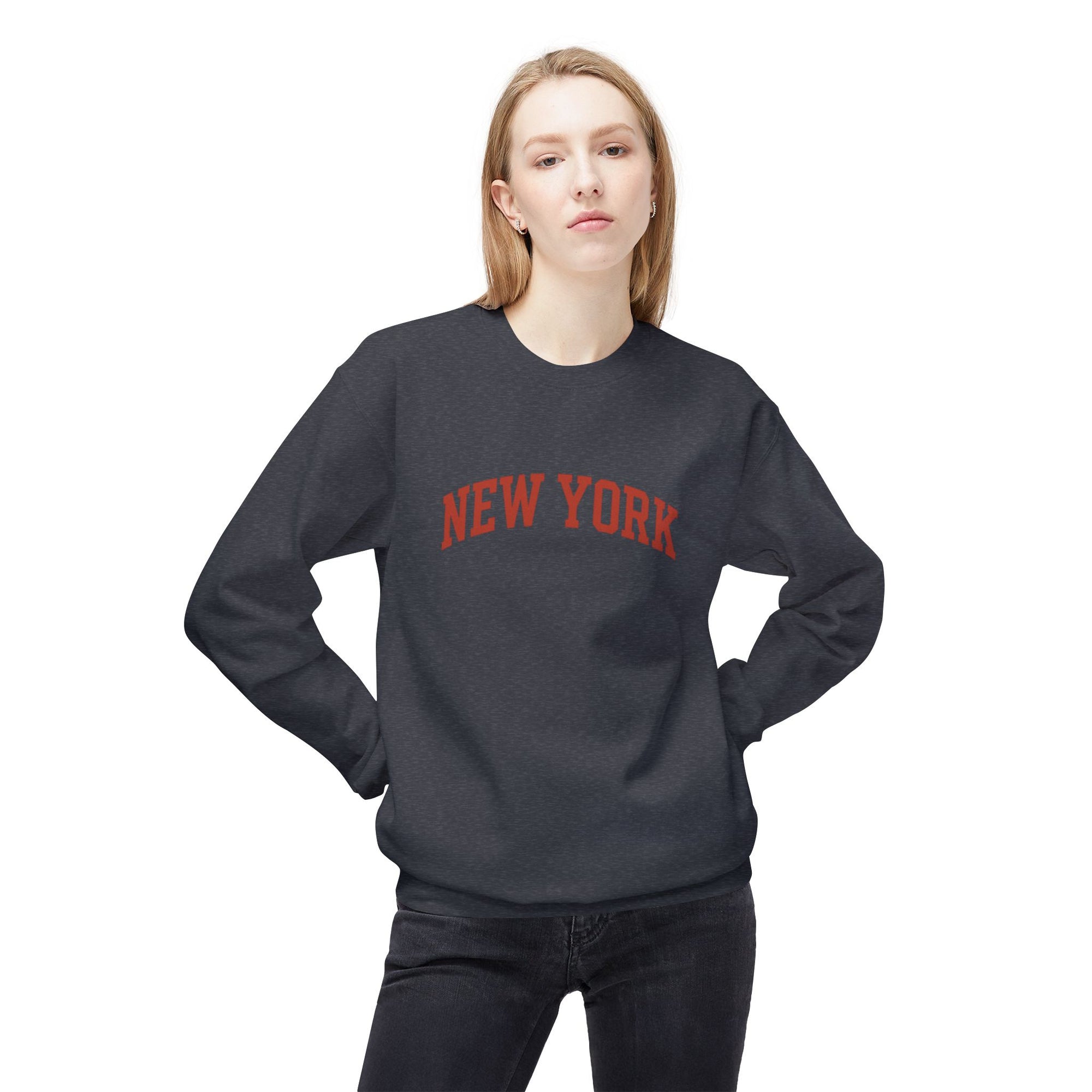 New York Love Unisex Crewneck Sweatshirt, Casual Fleece Sweatshirt, Cozy Streetwear, Gift for NYC Lovers, Fall Fashion, Comfortable Sweater