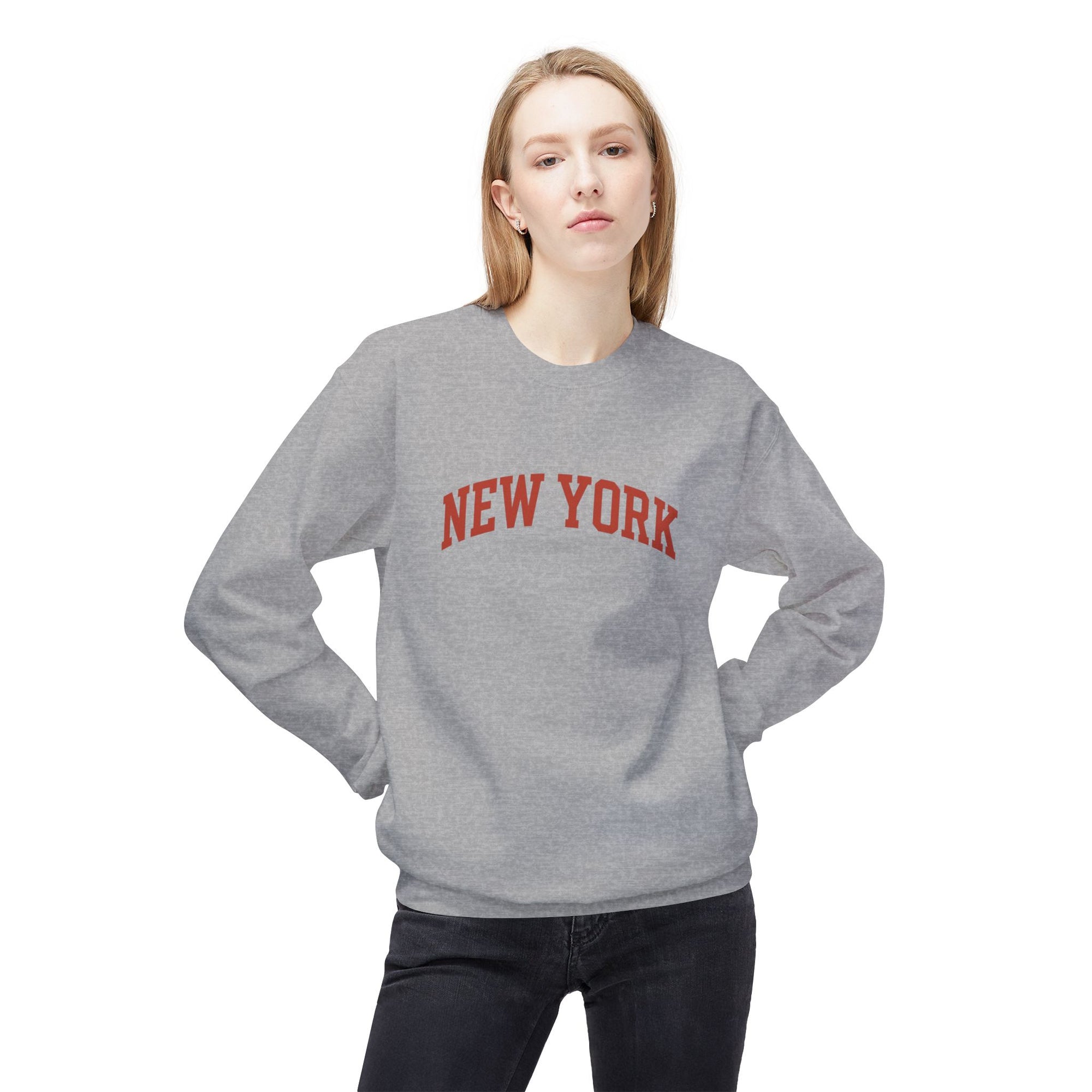 New York Love Unisex Crewneck Sweatshirt, Casual Fleece Sweatshirt, Cozy Streetwear, Gift for NYC Lovers, Fall Fashion, Comfortable Sweater
